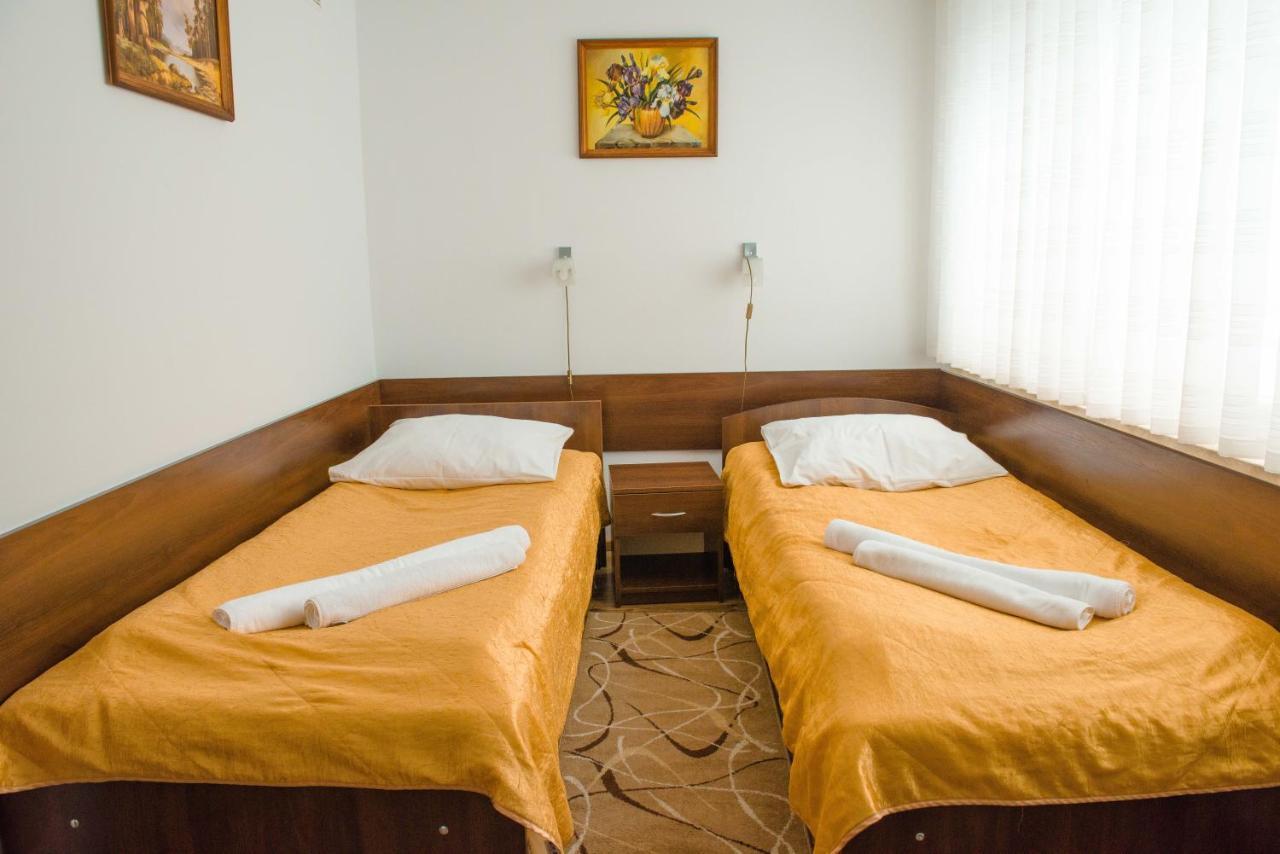 Jarosław Hotel Turkus מראה חיצוני תמונה