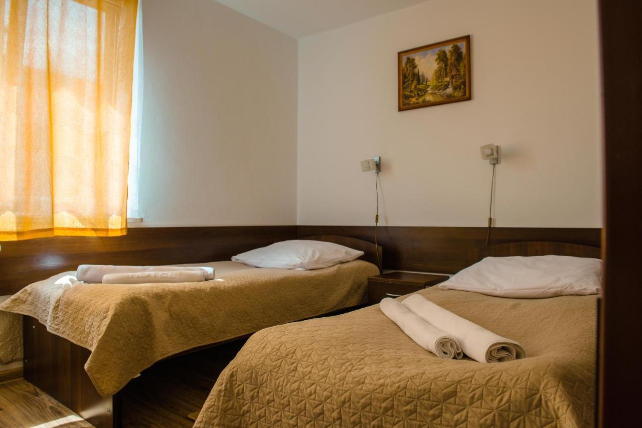 Jarosław Hotel Turkus מראה חיצוני תמונה