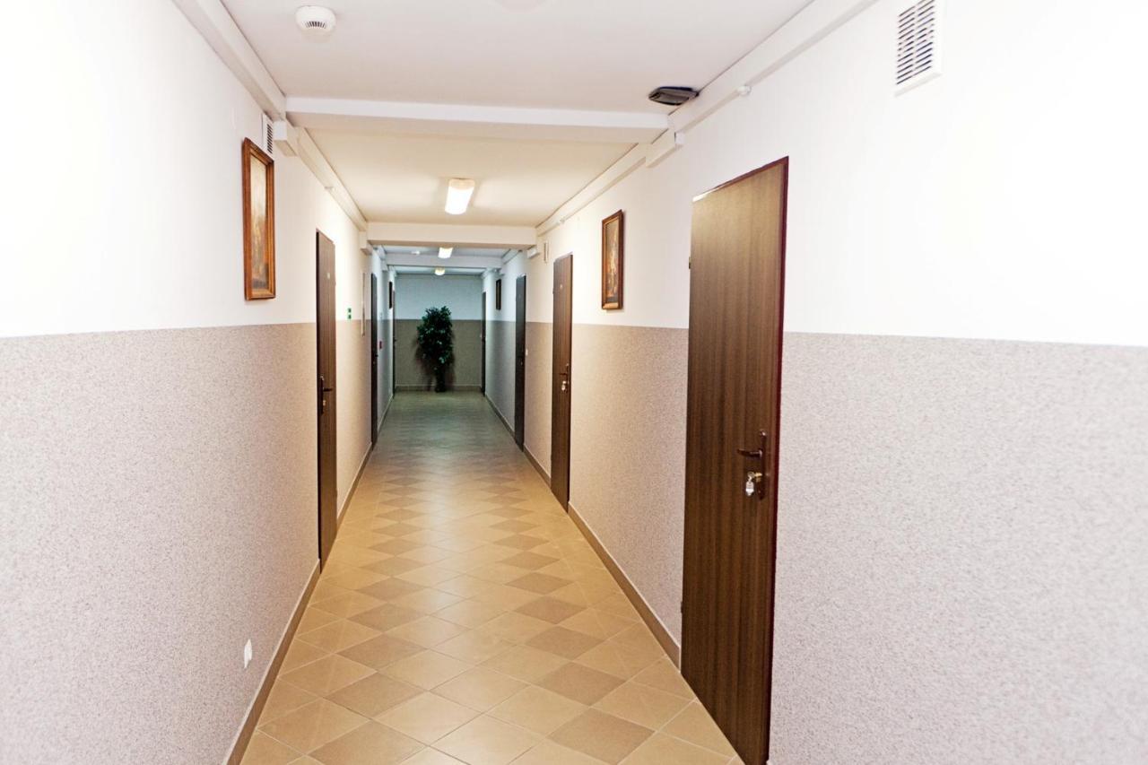 Jarosław Hotel Turkus מראה חיצוני תמונה
