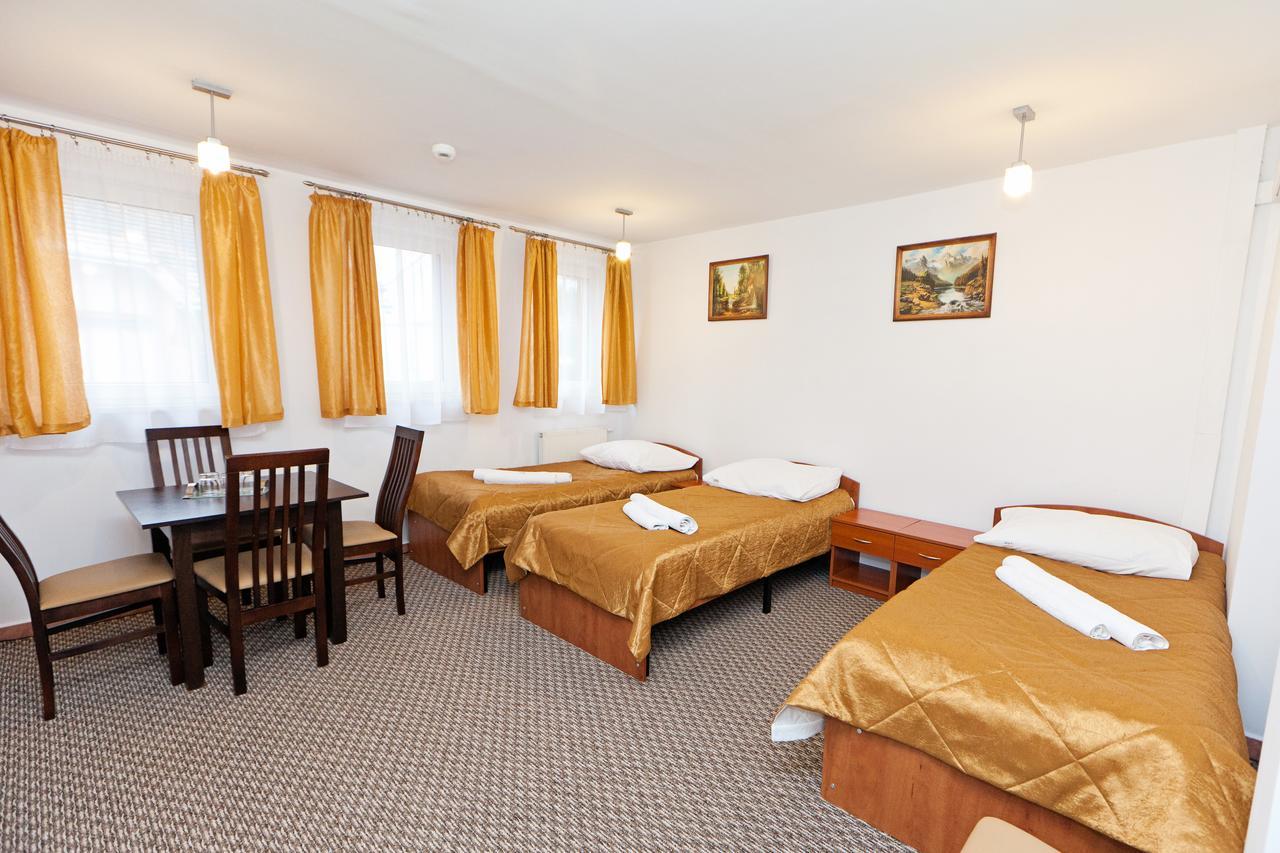 Jarosław Hotel Turkus מראה חיצוני תמונה